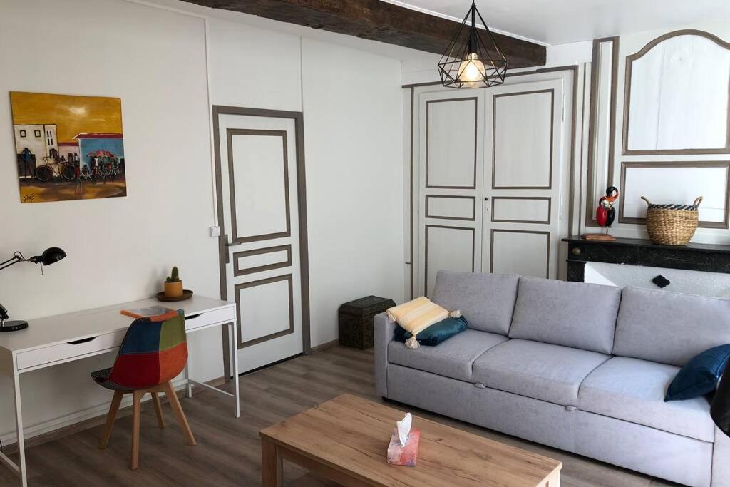 Laon : « Suite Privee Au Pied De La Cathedrale » ภายนอก รูปภาพ