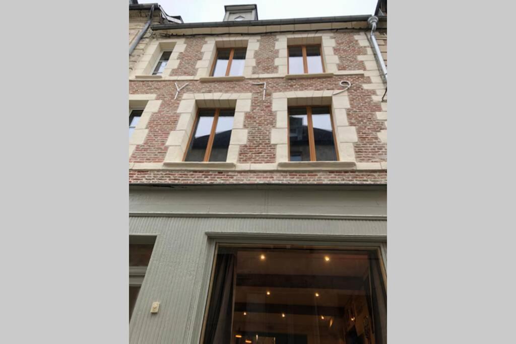 Laon : « Suite Privee Au Pied De La Cathedrale » ภายนอก รูปภาพ
