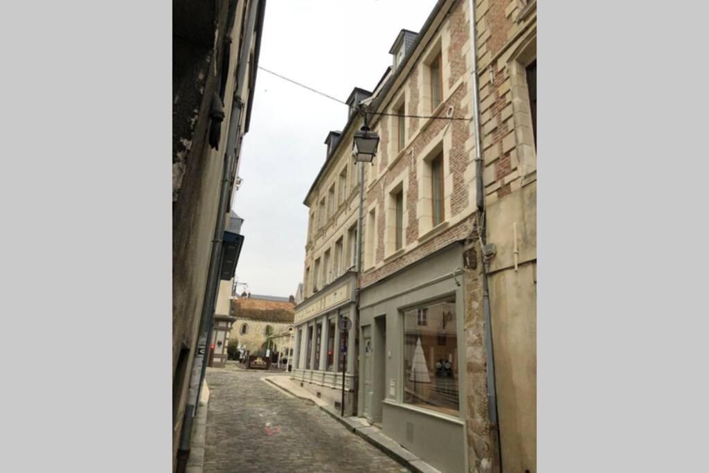 Laon : « Suite Privee Au Pied De La Cathedrale » ภายนอก รูปภาพ